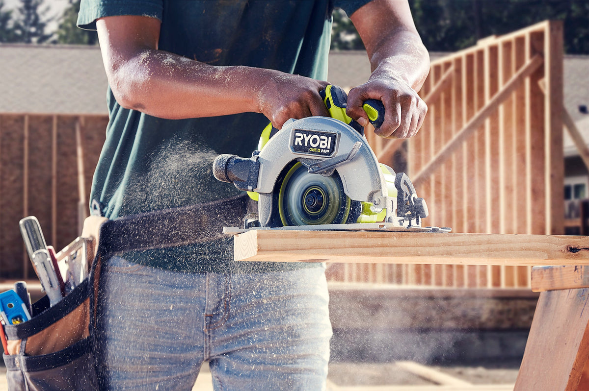 18V ONE+ HP Brushless 7-1/4" Circular Saw Image 7