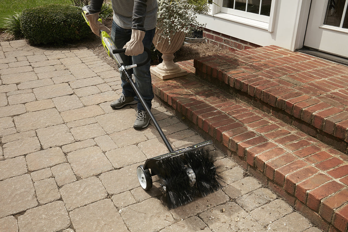 EXPAND-IT™ Sweeper Attachment Image 3