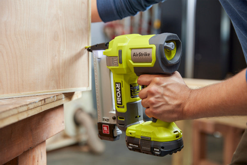 18V ONE+ AIRSTRIKE 18GA NARROW CROWN STAPLER Image 7