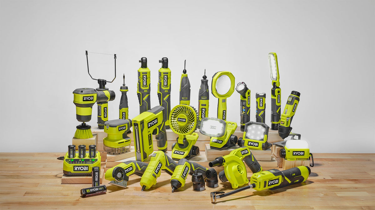 USB LITHIUM POWER SPRAY MOP KIT Image 12